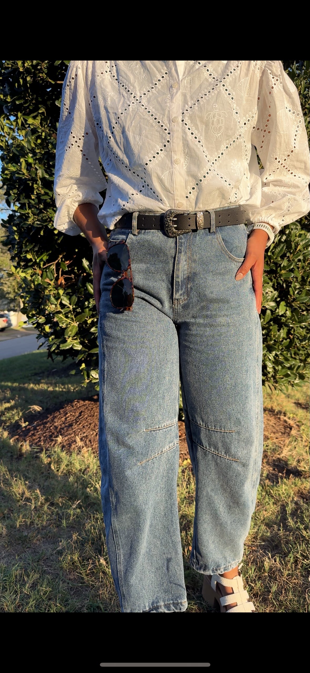 Basic Barrel Jeans