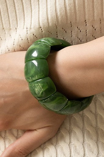 Green-Acrylic Stretch Cord Bracelet